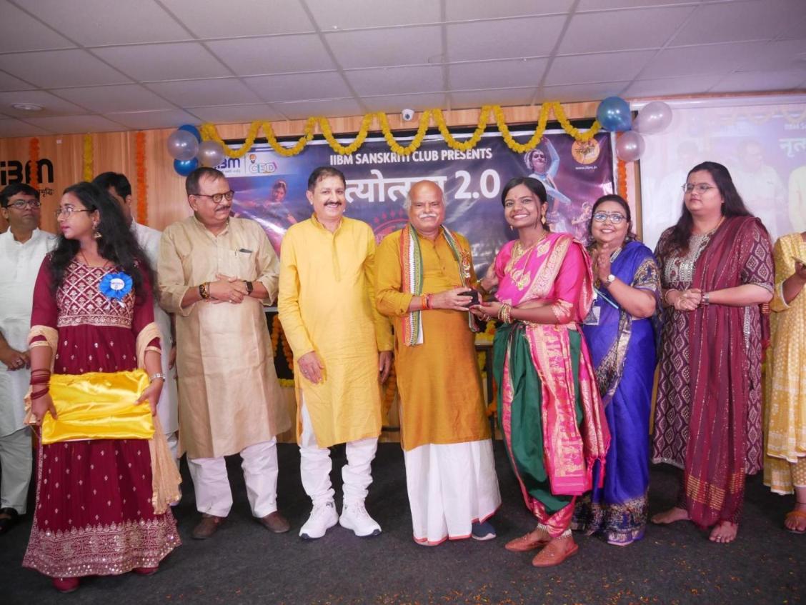 नृत्योत्सव 2.0 - Navratri Dance Competition at IIBM Patna